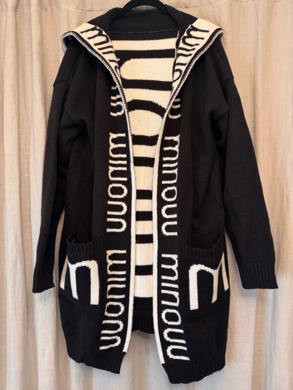 Black & White Graphic Hooded with Pockets Longline Cardigan - Sz S